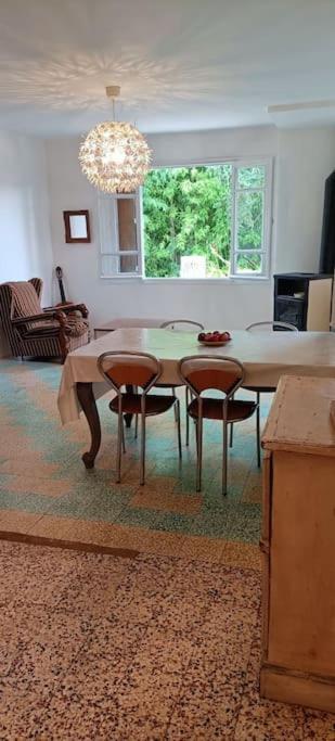 La Colline Aux Oiseaux, La Tranquillite Des Bois Villa Molieres-sur-Ceze Bagian luar foto